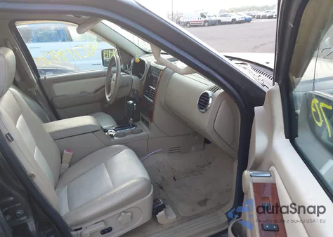 2007 Ford Explorer Eddie Bauer z USA, uszkodzony, nr VIN 1FMEU74EX7UB85617